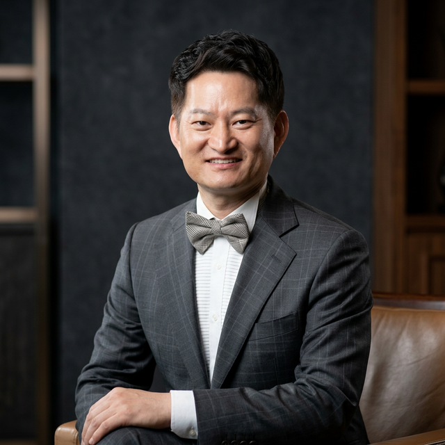 Do-young Park, CEO